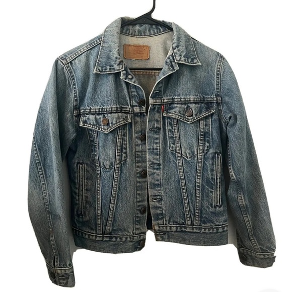 Vintage denim Levi’s jacket kids XL/18 or womens XS/S
